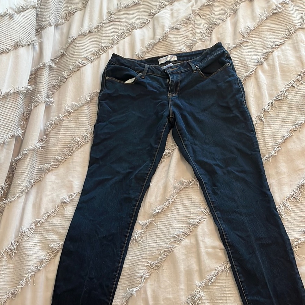No Boundaries Denim Dark Color.